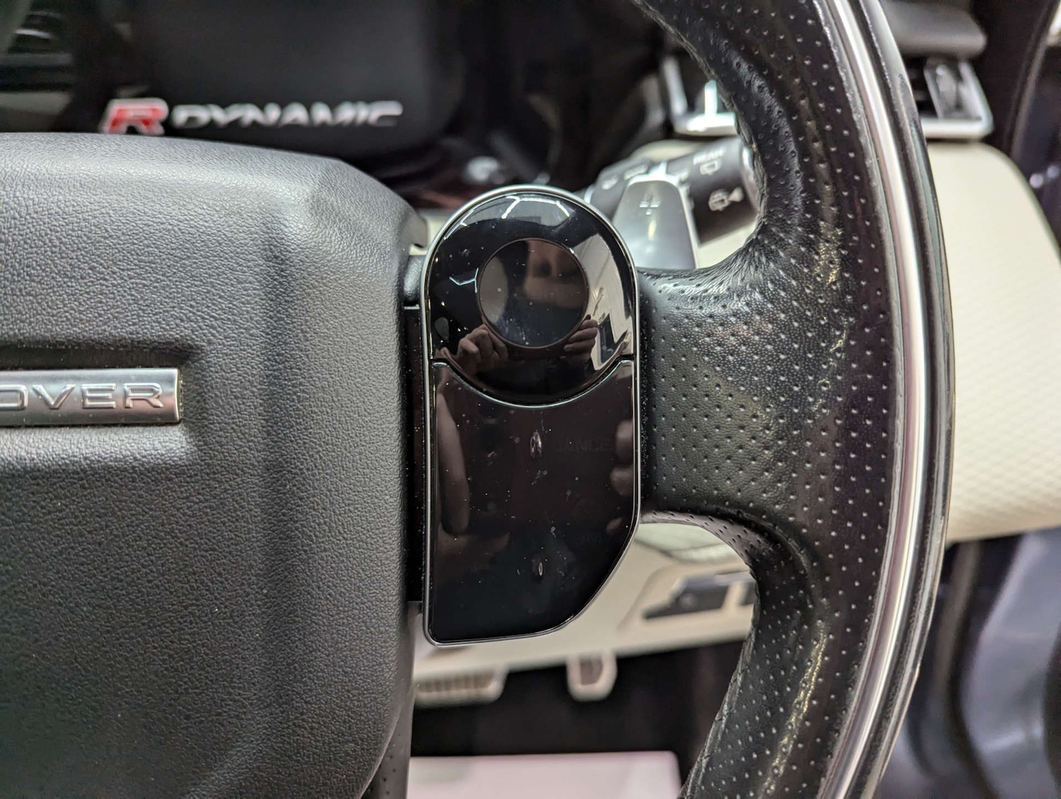 Used Land Rover Range Rover Velar 2018 for sale - 76748039: Photo 77