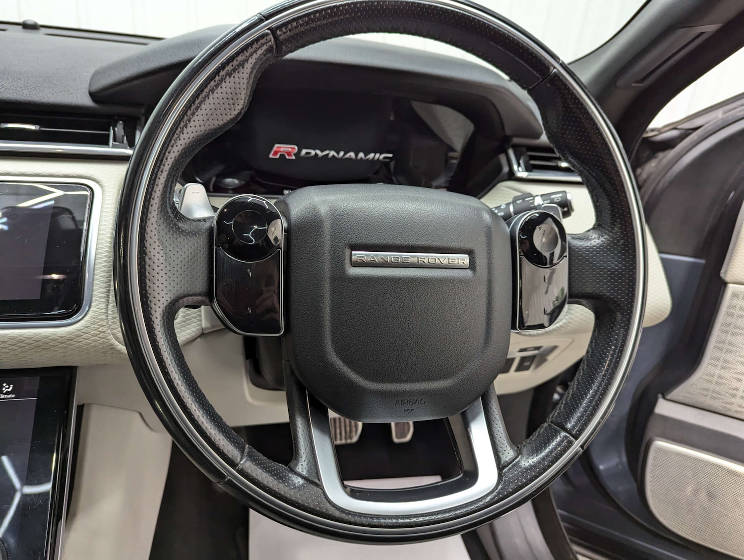 Used Land Rover Range Rover Velar 2018 for sale - 76748039: Photo 78