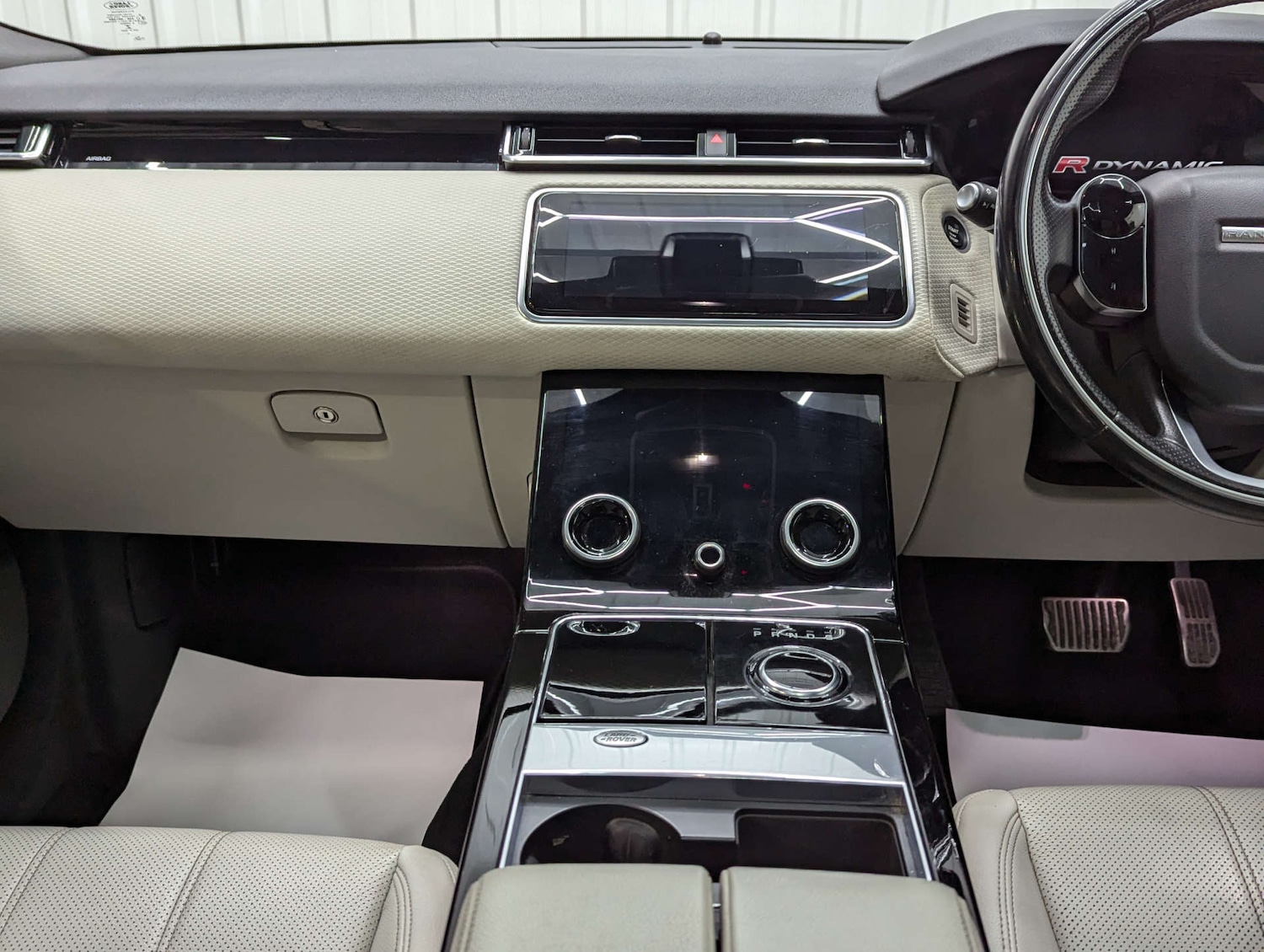 Used Land Rover Range Rover Velar 2018 for sale - 76748039: Photo 82