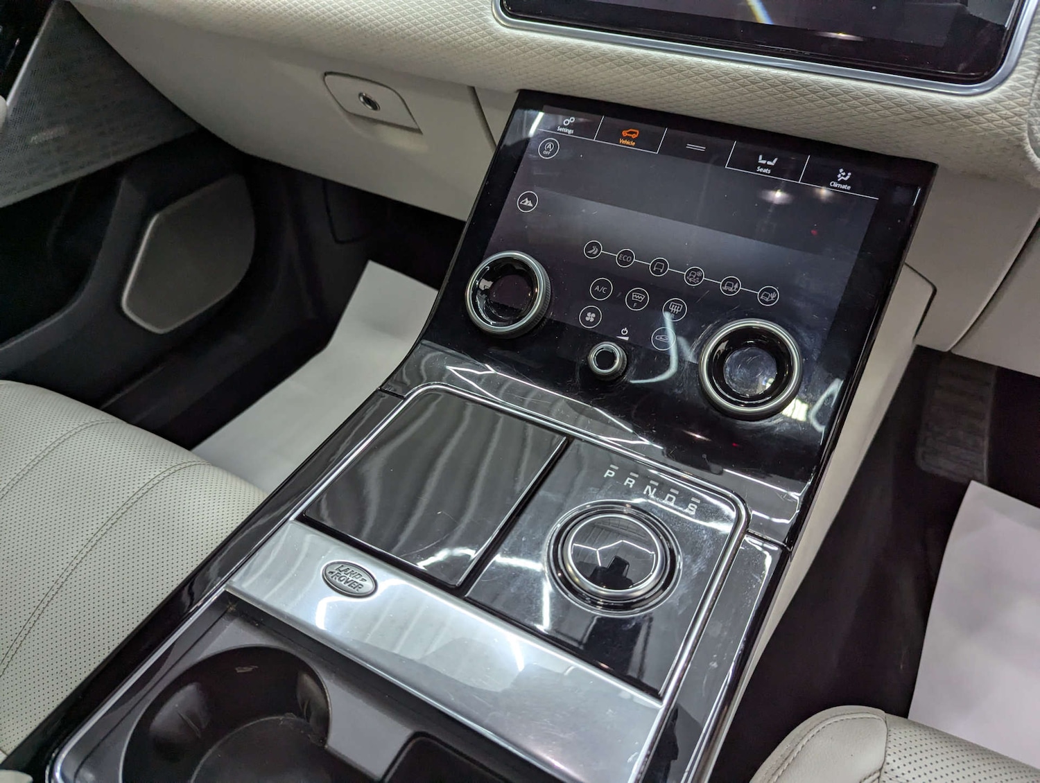 Used Land Rover Range Rover Velar 2018 for sale - 76748039: Photo 89