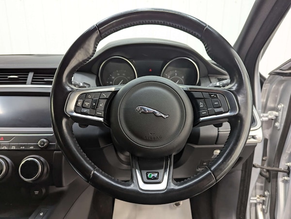 Used Jaguar E-Pace 2018 for sale - 74656773: Photo 77