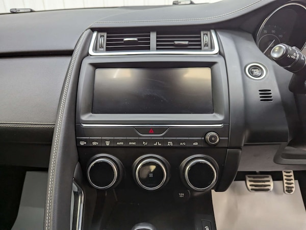 Used Jaguar E-Pace 2018 for sale - 74656773: Photo 85