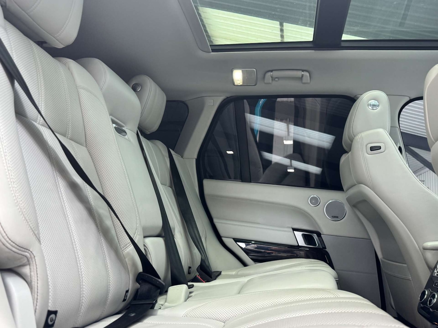 Used Land Rover Range Rover 2015 for sale - 76518049: Photo 69