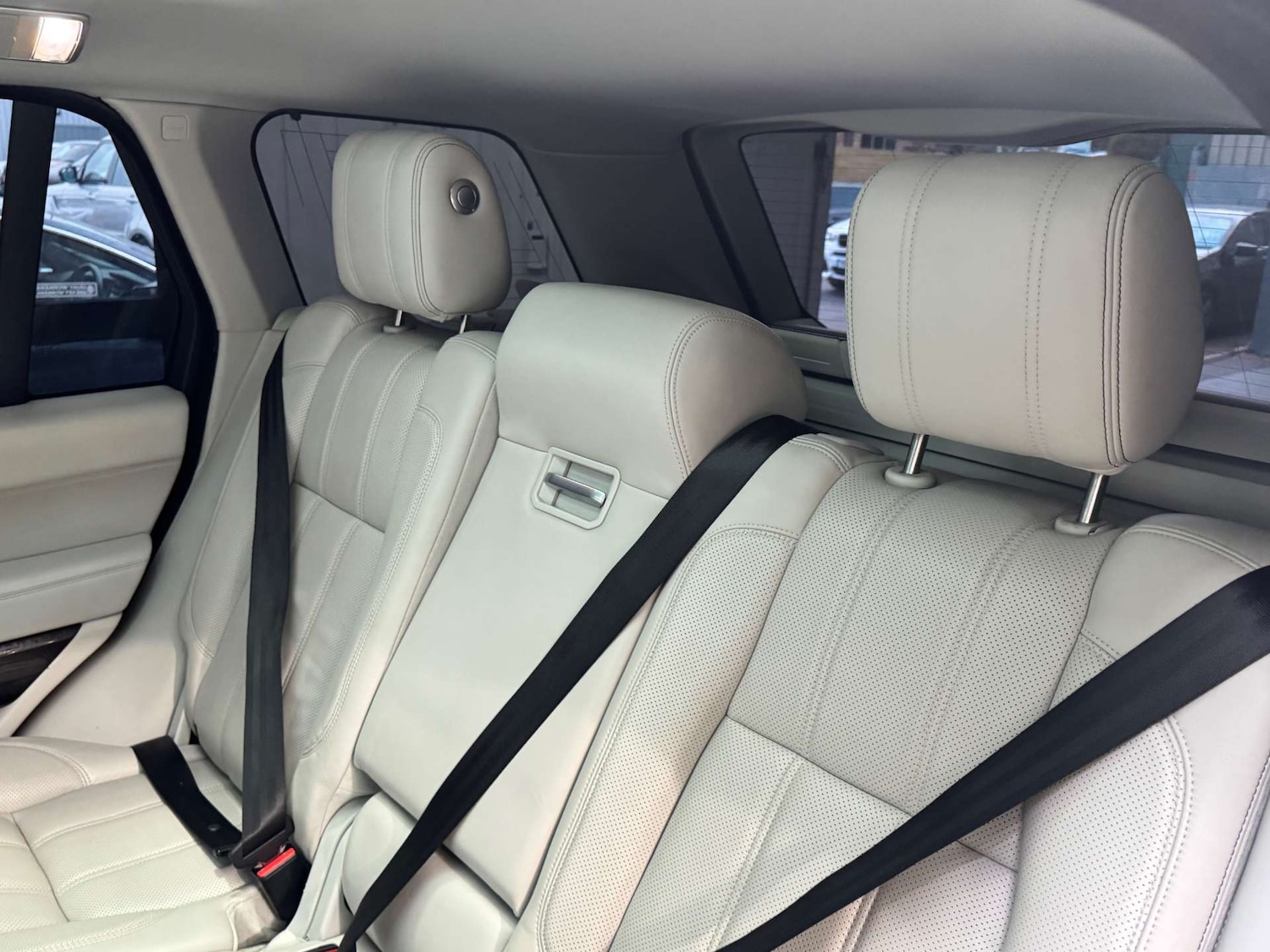 Used Land Rover Range Rover 2015 for sale - 76518049: Photo 74