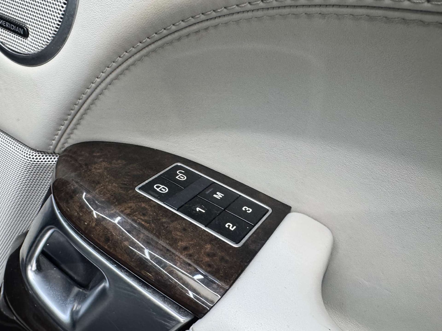 Used Land Rover Range Rover 2015 for sale - 76518049: Photo 78