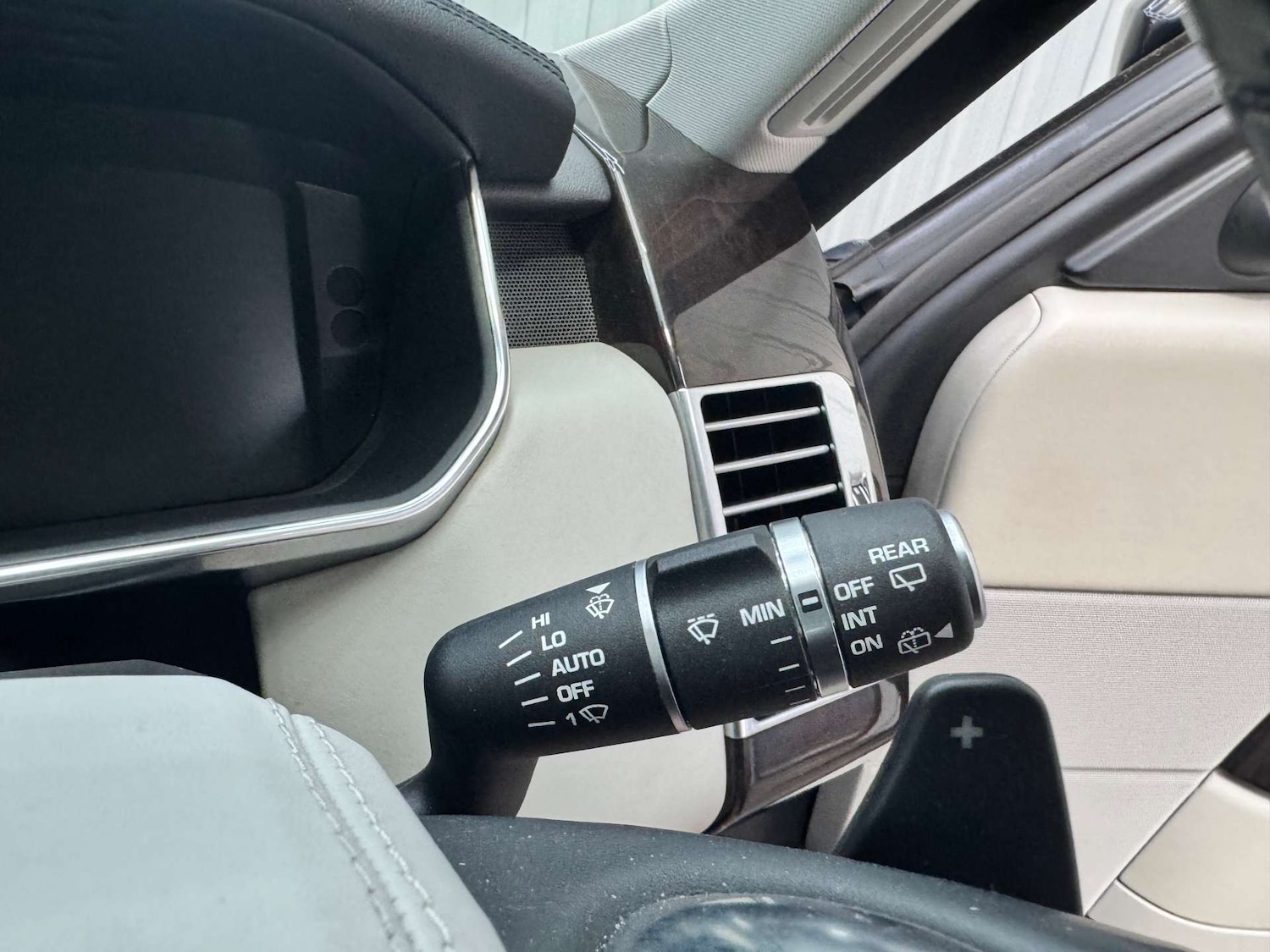 Used Land Rover Range Rover 2015 for sale - 76518049: Photo 87