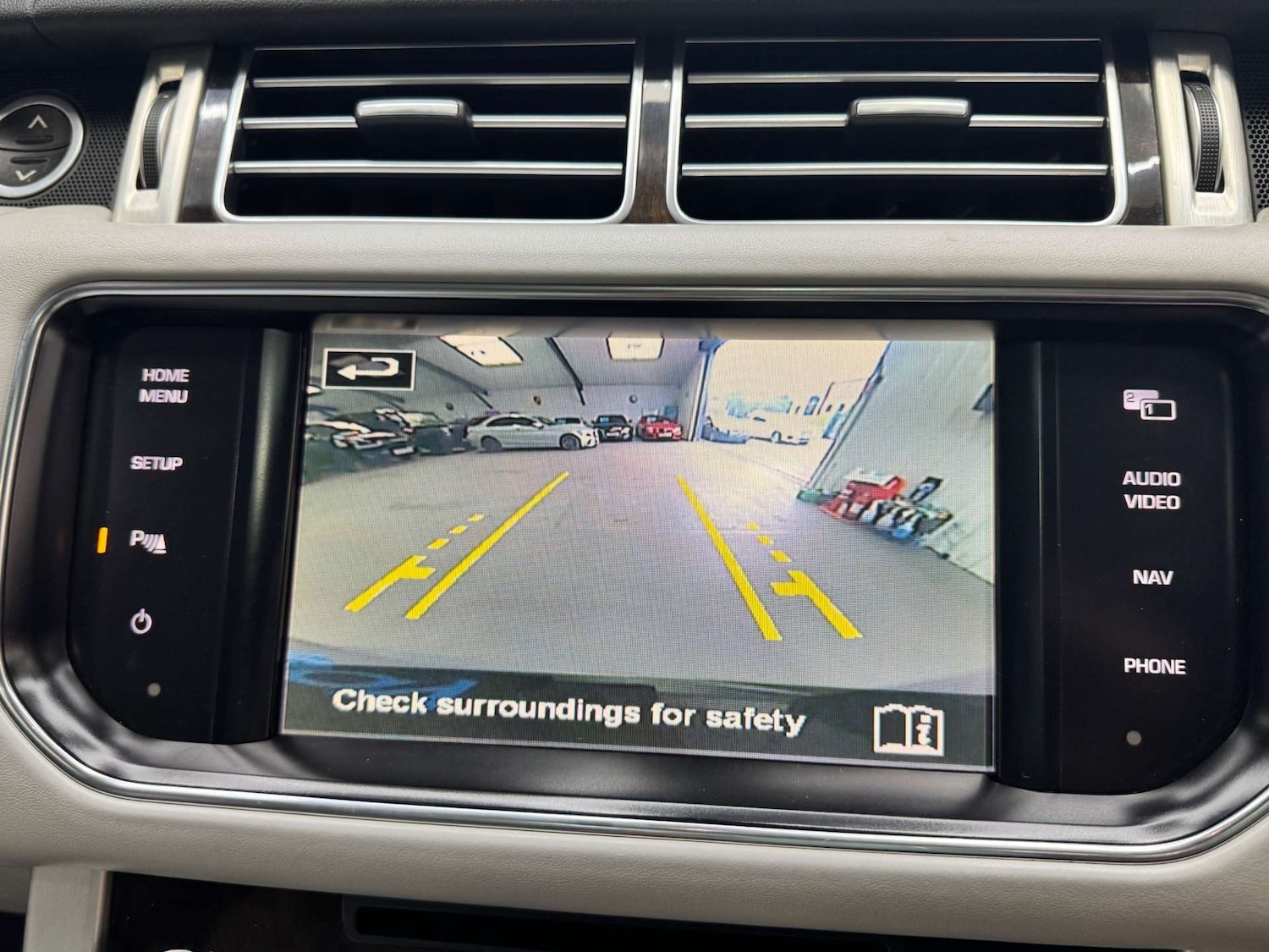 Used Land Rover Range Rover 2015 for sale - 76518049: Photo 98