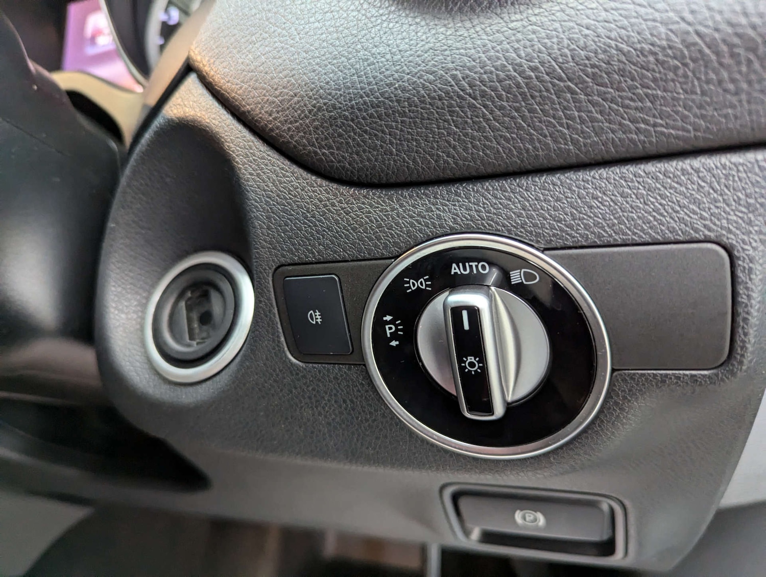 Used Mercedes-Benz CLA 2016 for sale - 76477442: Photo 78