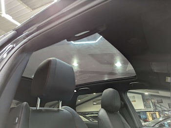 Used Land Rover Discovery Sport 2021 for sale - 77567357: Photo