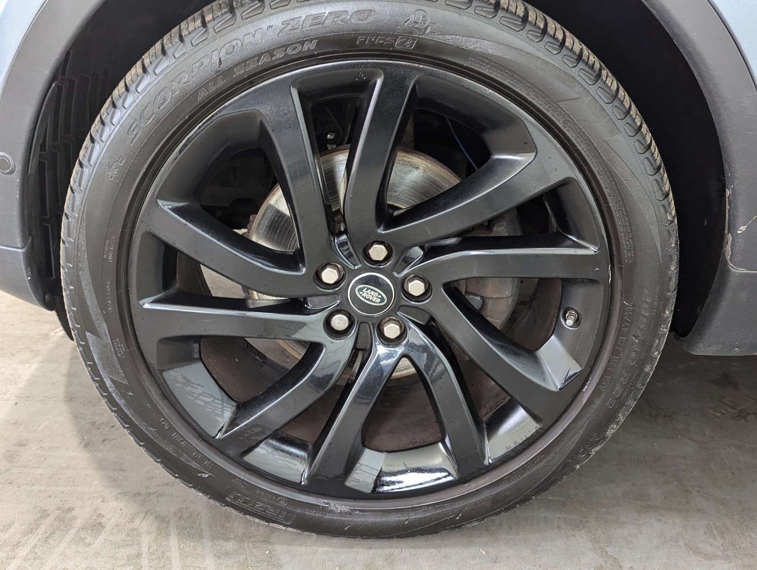 Used Land Rover Discovery 2018 for sale - 78066677: Photo 33