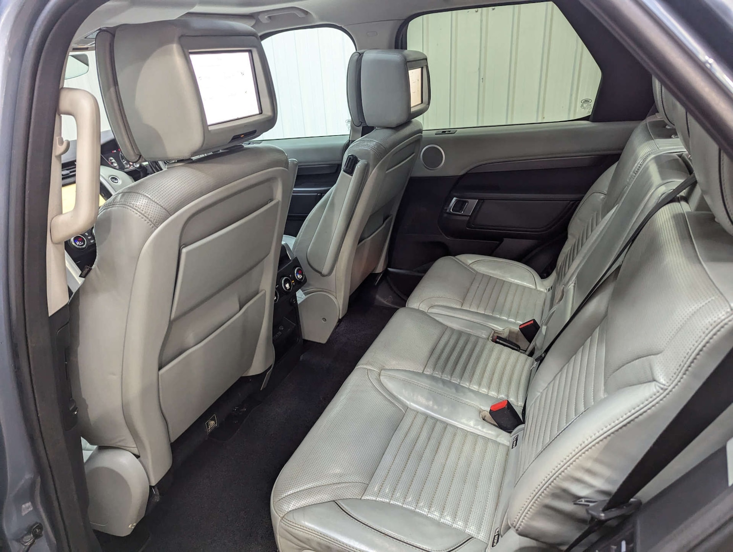 Used Land Rover Discovery 2018 for sale - 78066677: Photo 66