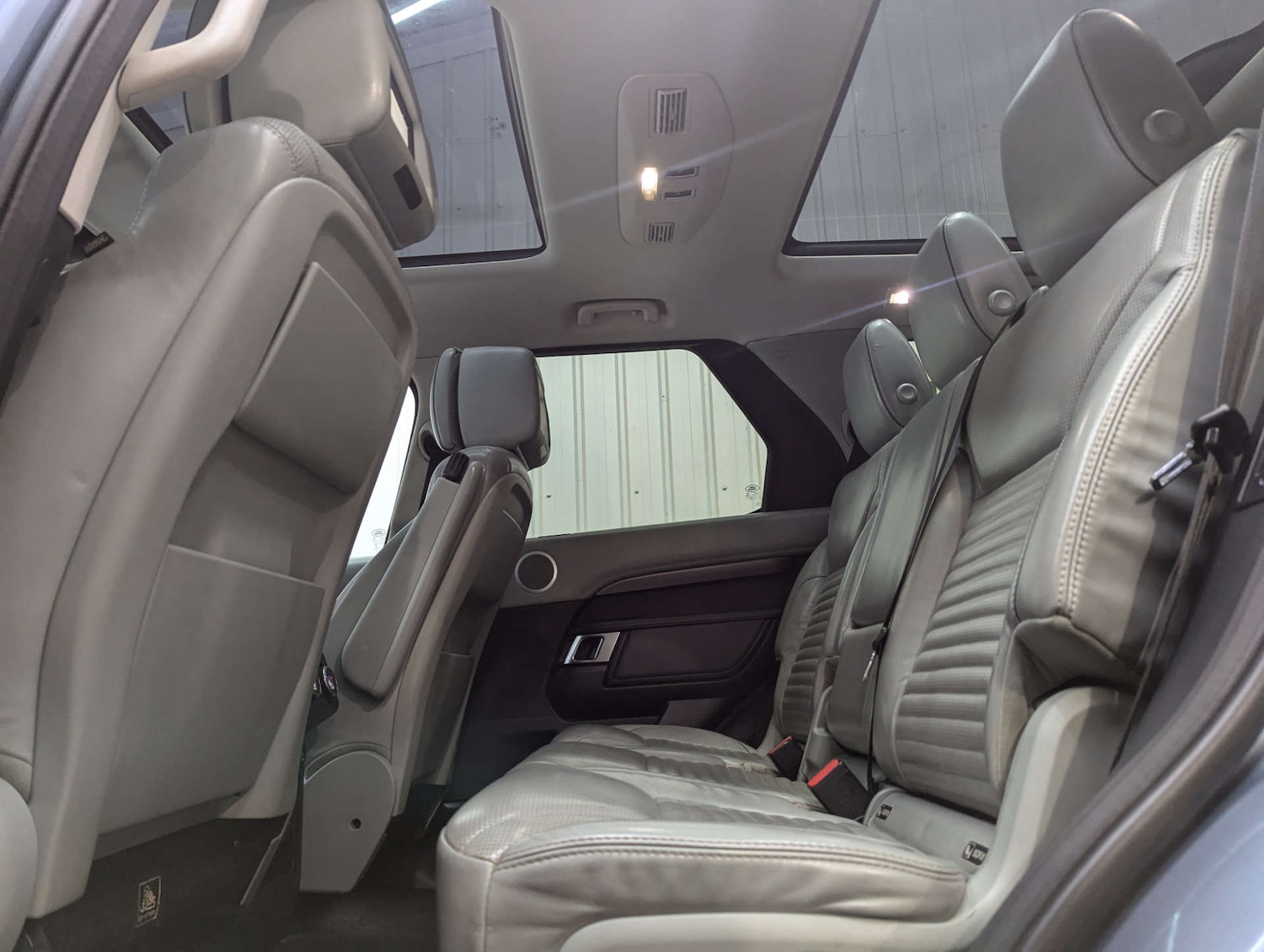 Used Land Rover Discovery 2018 for sale - 78066677: Photo 69