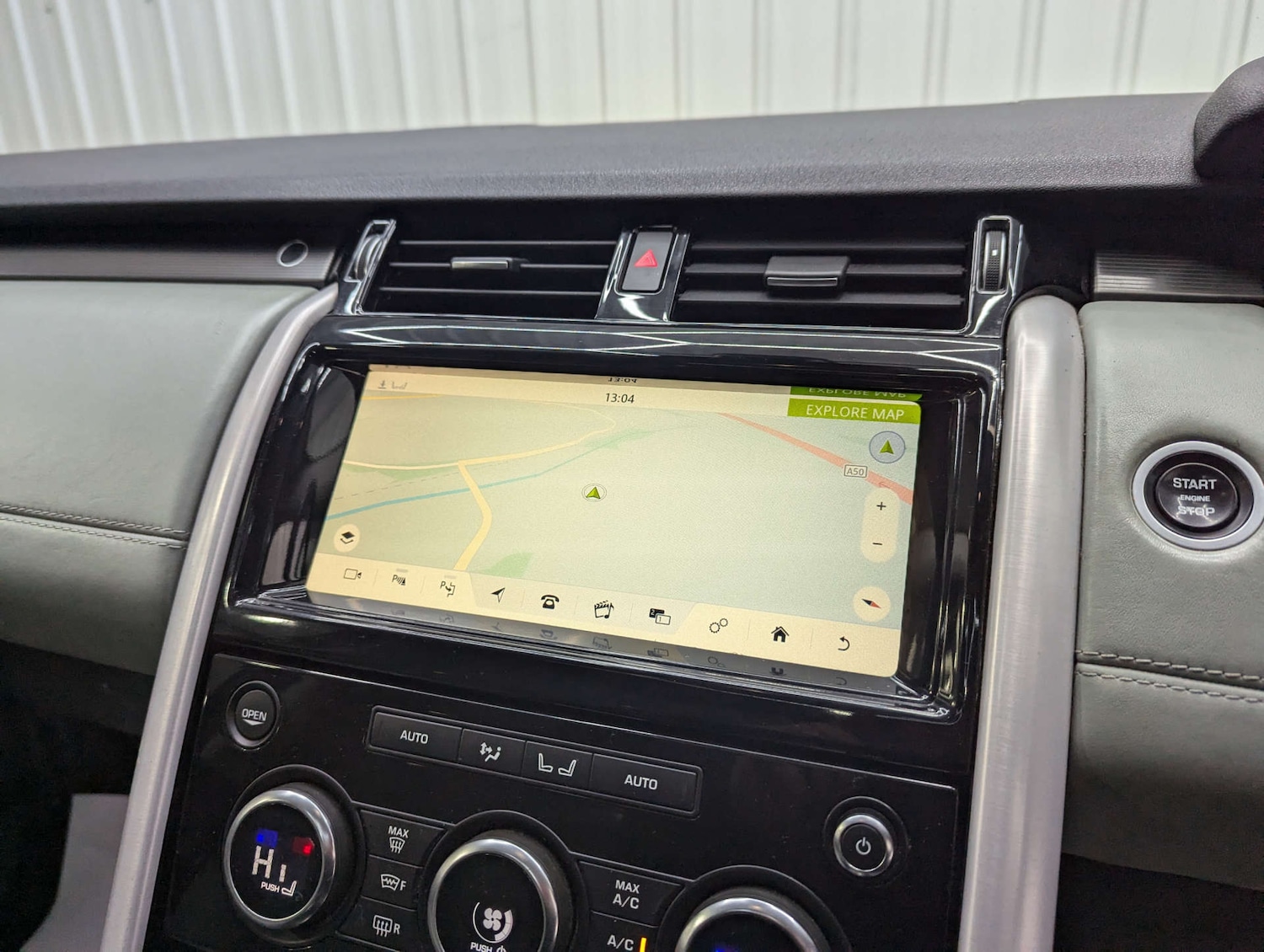 Used Land Rover Discovery 2018 for sale - 78066677: Photo 95