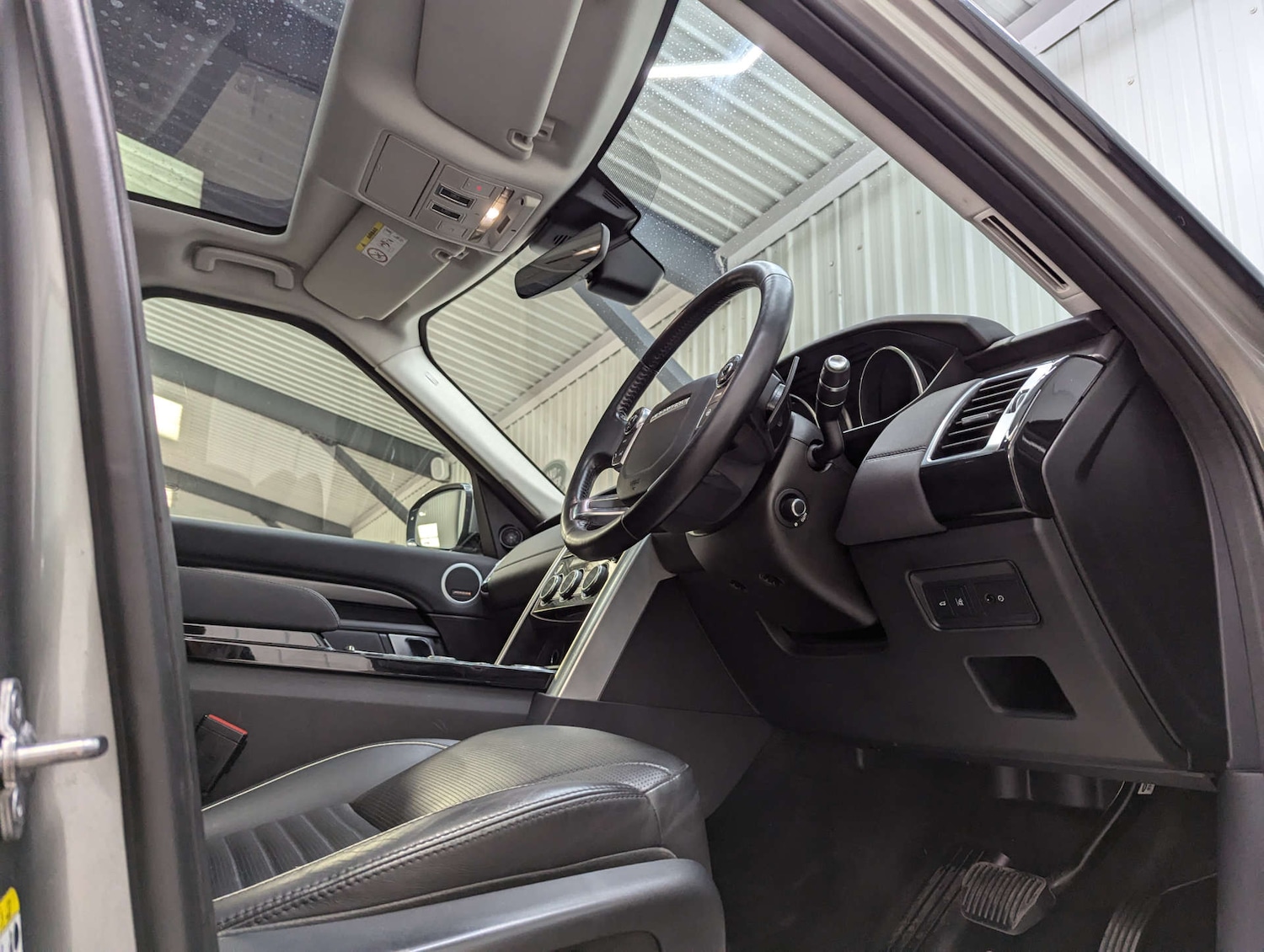 Used Land Rover Discovery 2017 for sale - 76363874: Photo 50