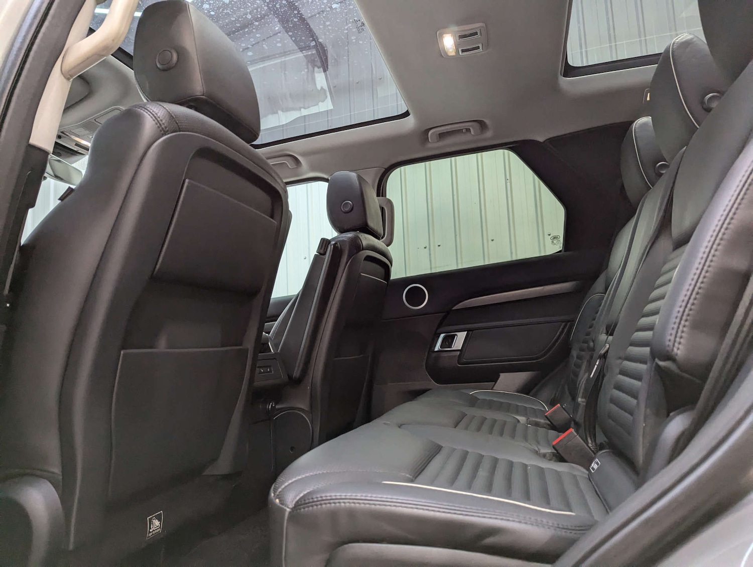 Used Land Rover Discovery 2017 for sale - 76363874: Photo 67