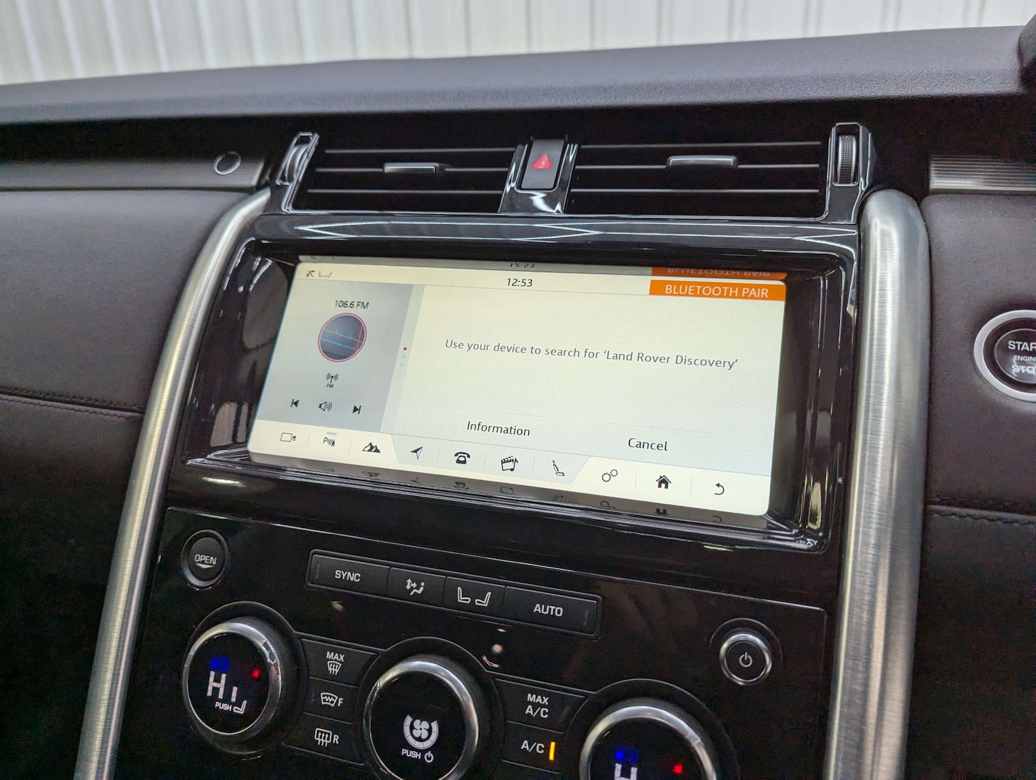 Used Land Rover Discovery 2017 for sale - 76363874: Photo 94