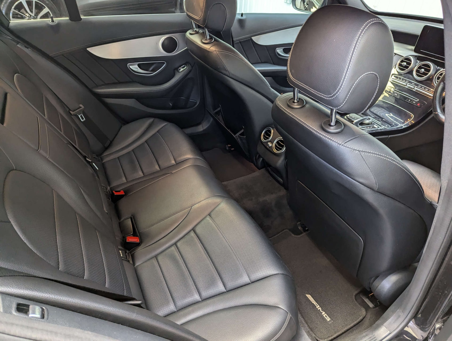 Used Mercedes-Benz C Class 2014 for sale - 76600831: Photo 60