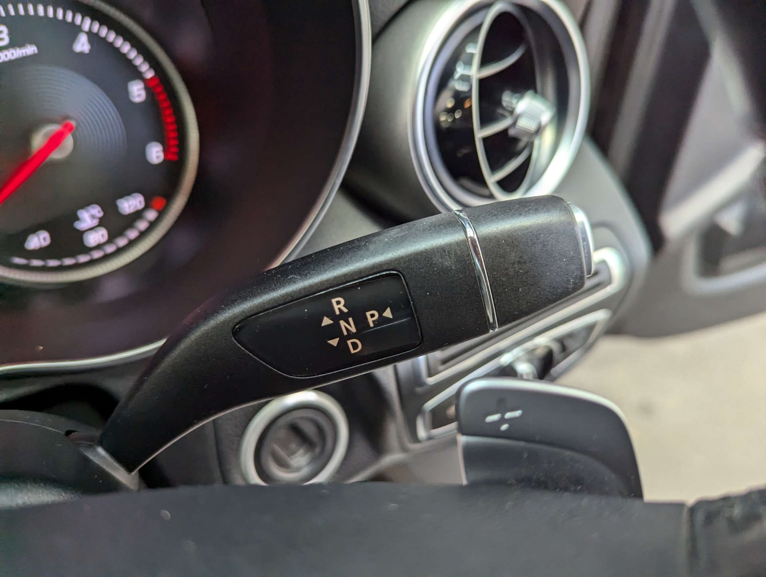 Used Mercedes-Benz C Class 2014 for sale - 76600831: Photo 78