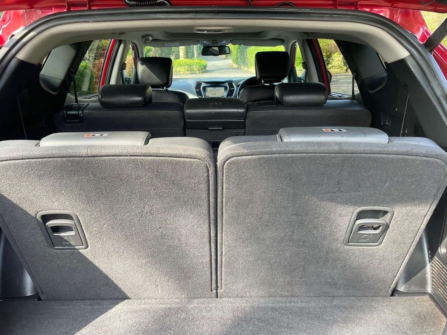 Used Hyundai Santa Fe 2016 for sale - 78098923: Photo 28