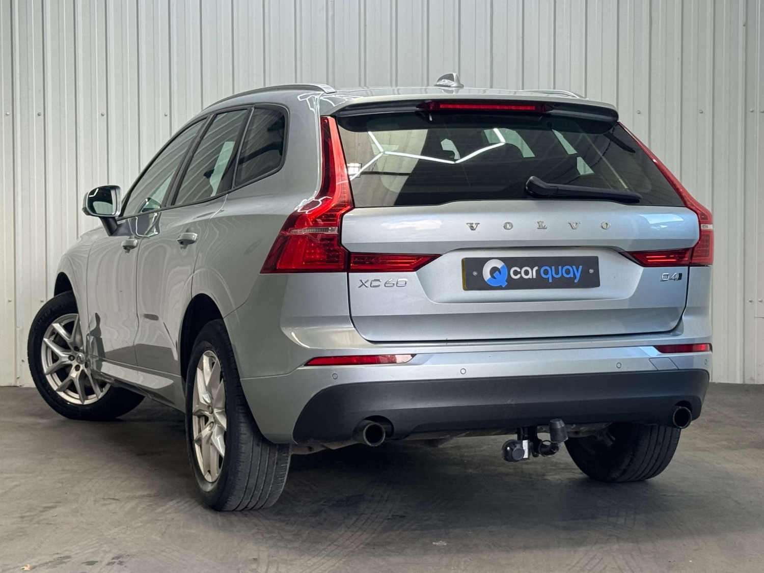Used Volvo XC60 2017 for sale - 76363886: Photo 11