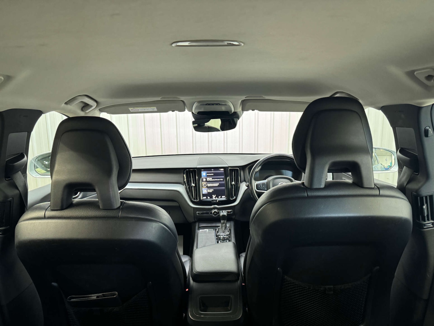 Used Volvo XC60 2017 for sale - 76363886: Photo 44