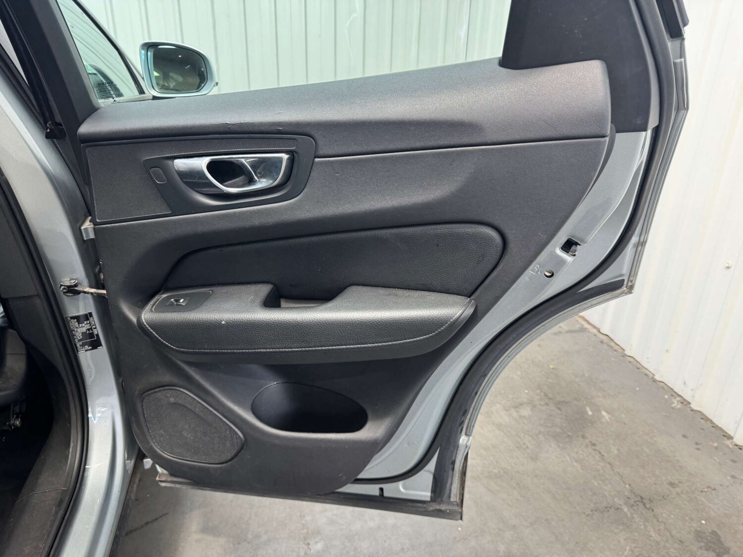 Used Volvo XC60 2017 for sale - 76363886: Photo 63