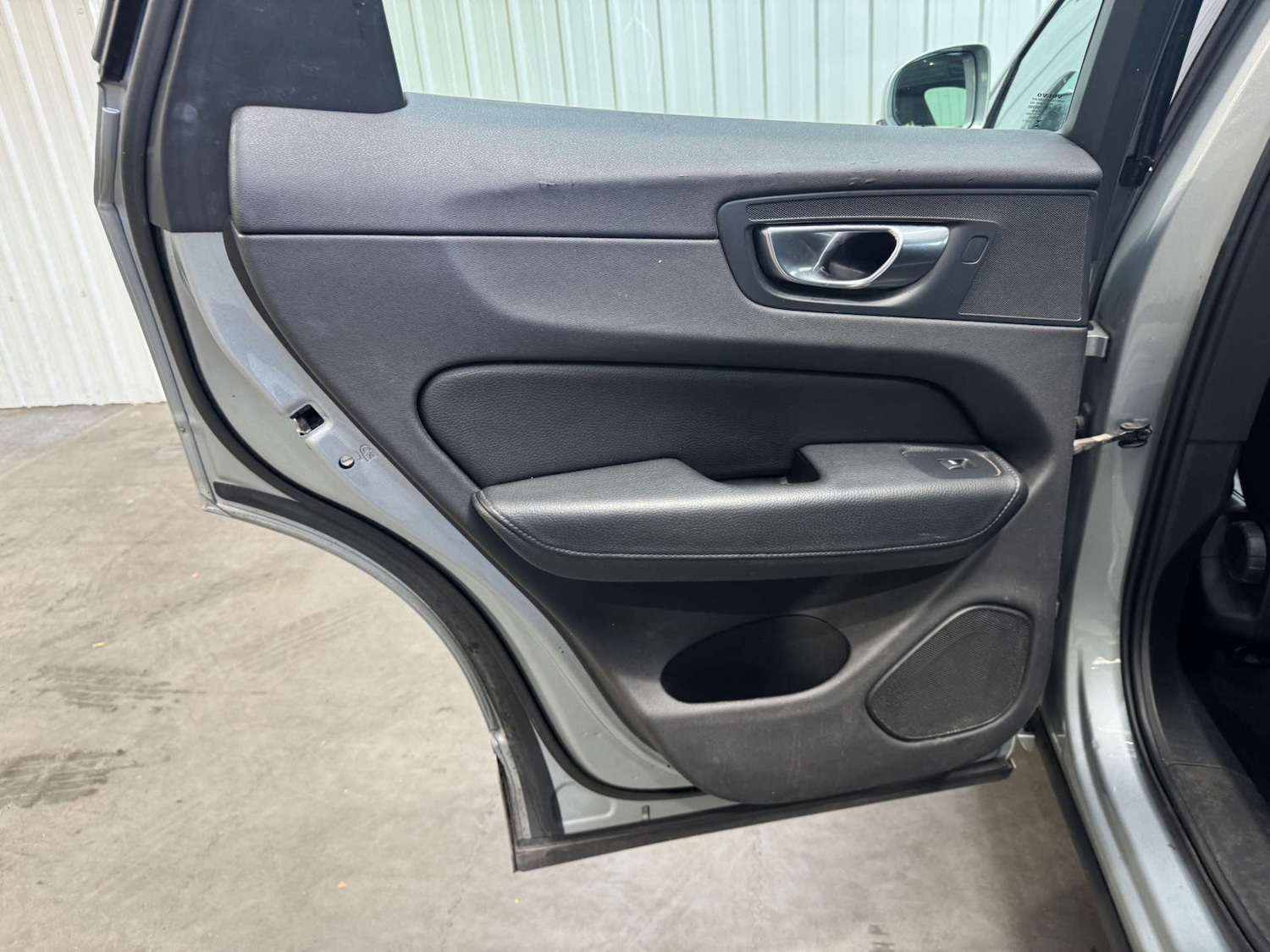 Used Volvo XC60 2017 for sale - 76363886: Photo 69