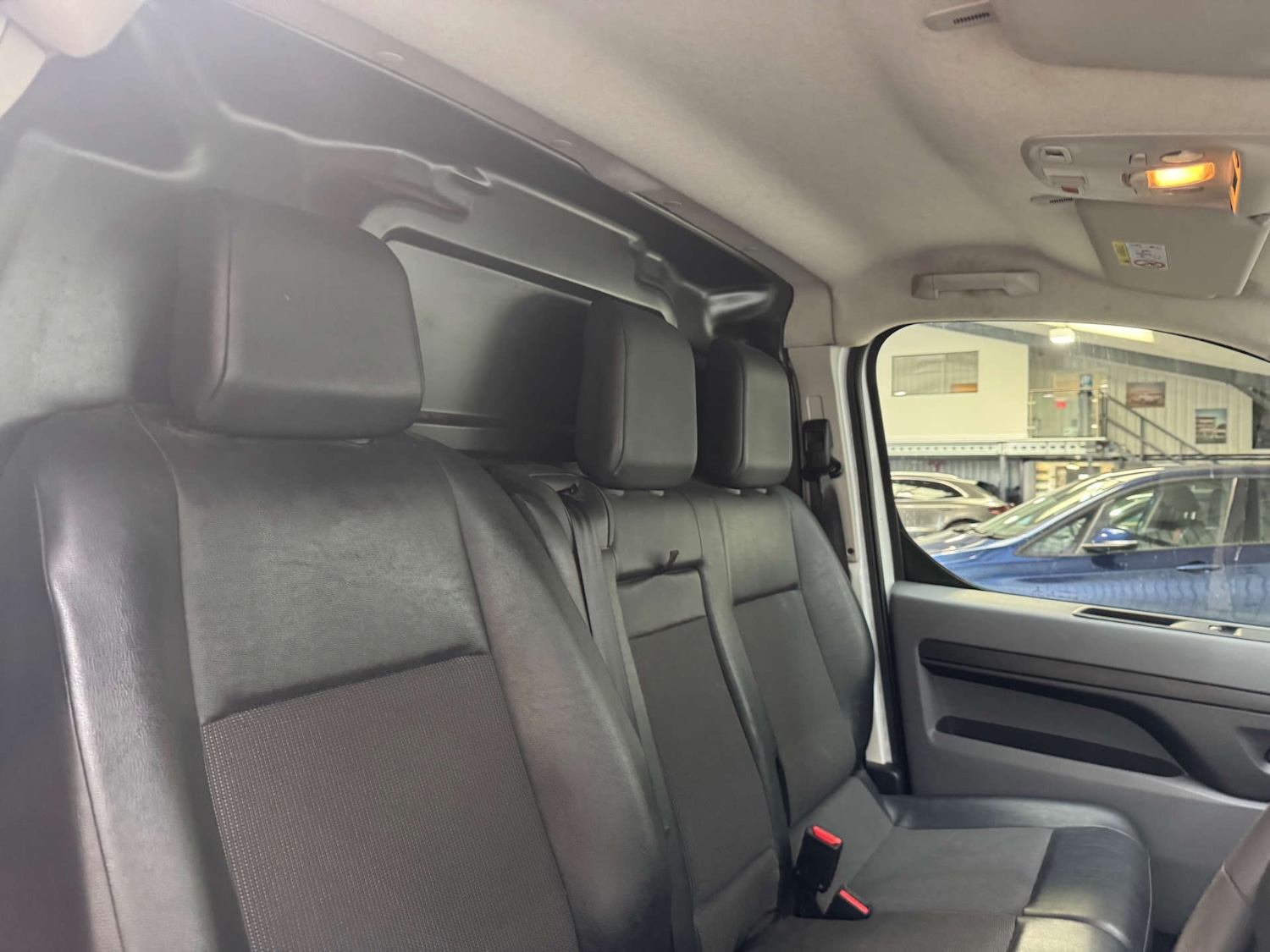 Used Peugeot Expert 2020 for sale - 76600901: Photo 47