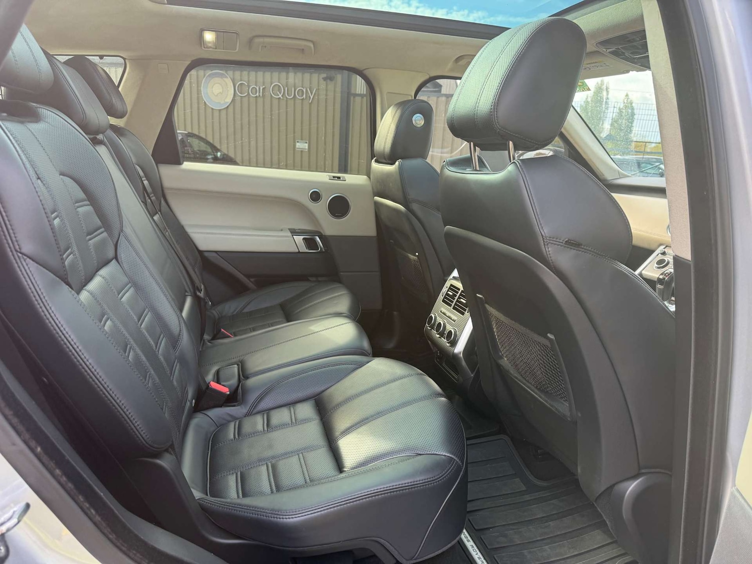 Used Land Rover Range Rover Sport 2015 for sale - 76379076: Photo 17
