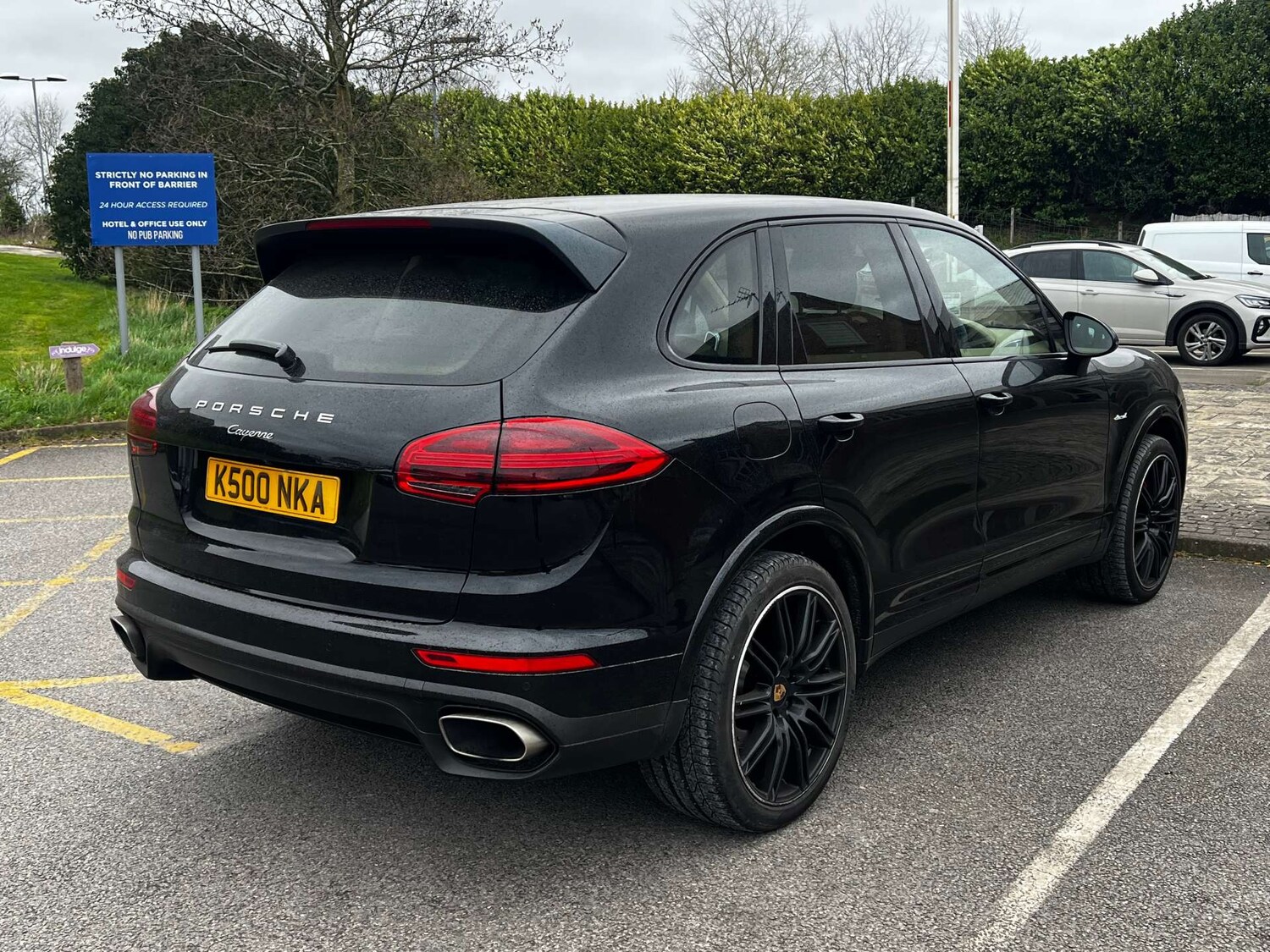 Used Porsche Cayenne 2016 for sale - 77888811: Photo 10