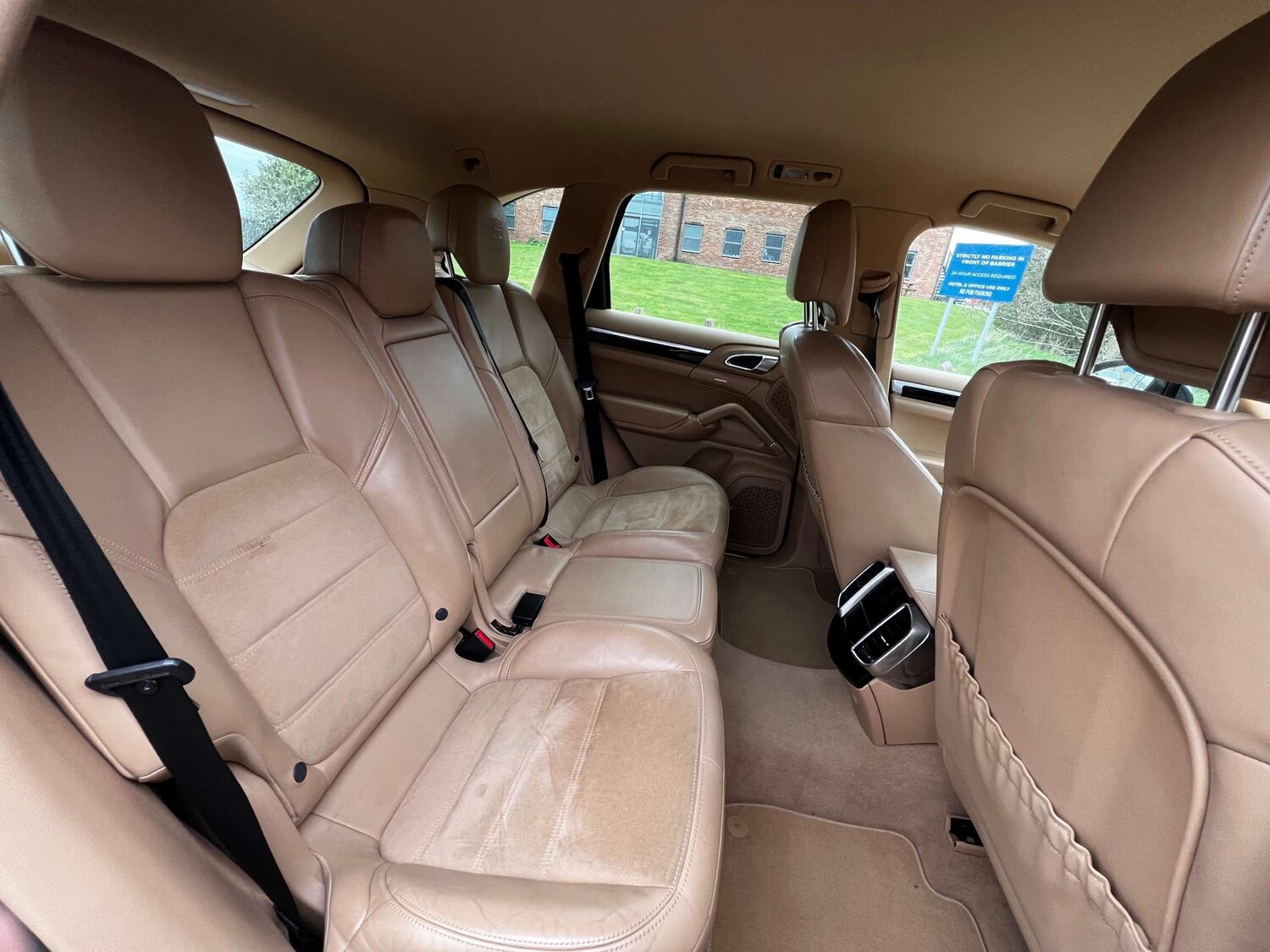 Used Porsche Cayenne 2016 for sale - 77888811: Photo 18