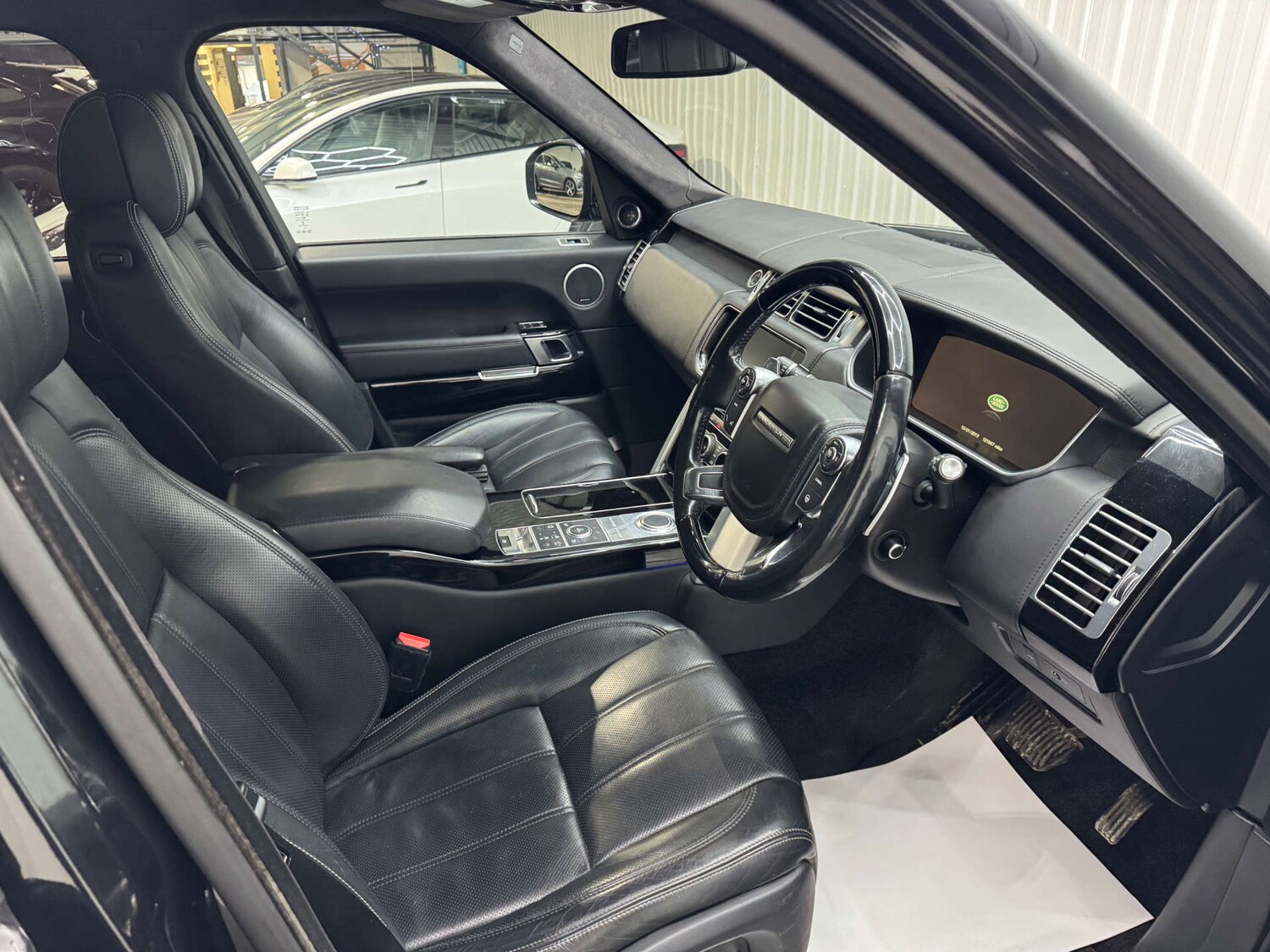 Used Land Rover Range Rover 2016 for sale - 76600946: Photo 47