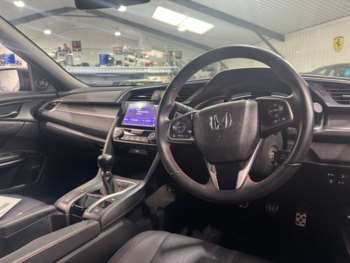 Used Honda Civic 2019 for sale - 75080469: Photo