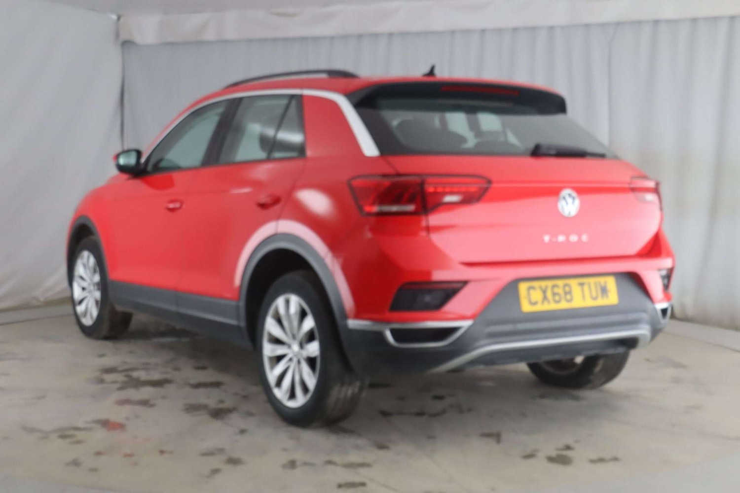 Used Volkswagen T-Roc 2018 for sale - 77200675: Photo 13