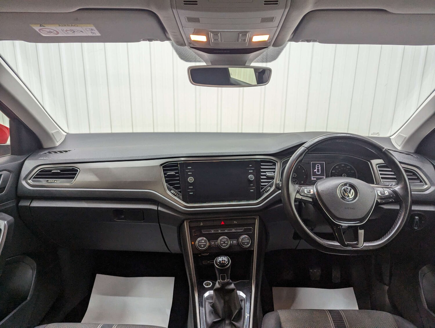 Used Volkswagen T-Roc 2018 for sale - 77200675: Photo 45