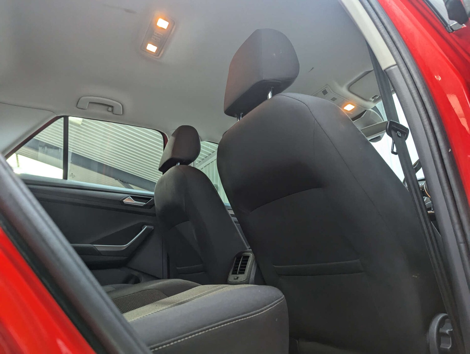 Used Volkswagen T-Roc 2018 for sale - 77200675: Photo 60