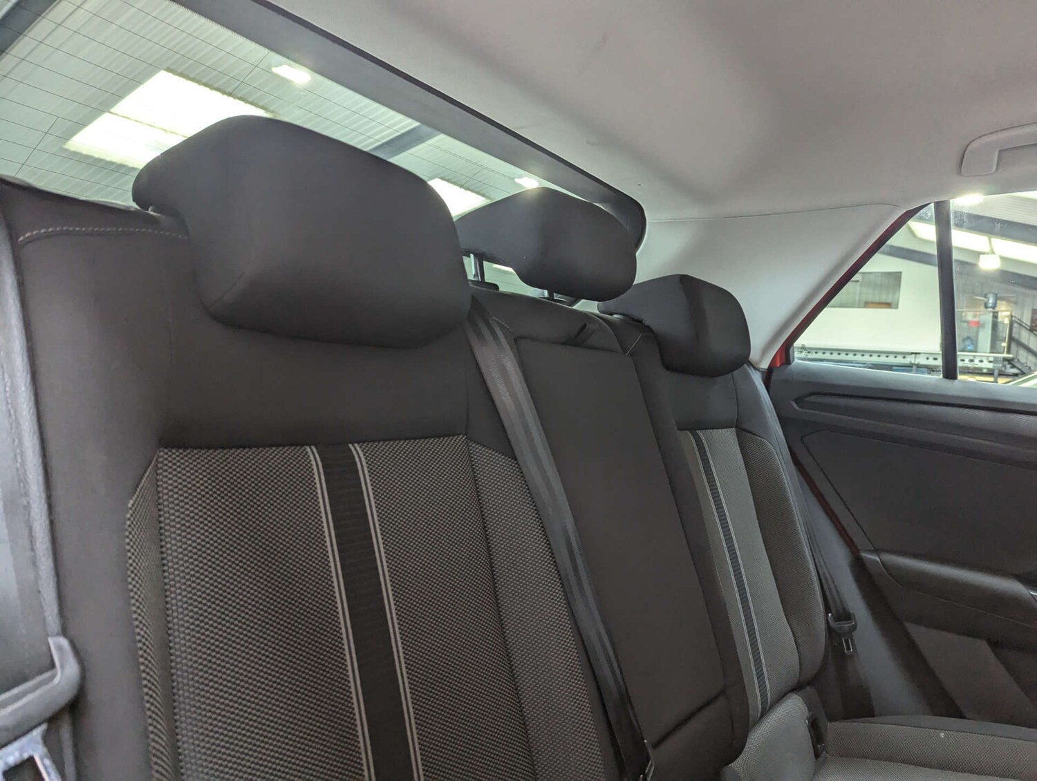 Used Volkswagen T-Roc 2018 for sale - 77200675: Photo 61