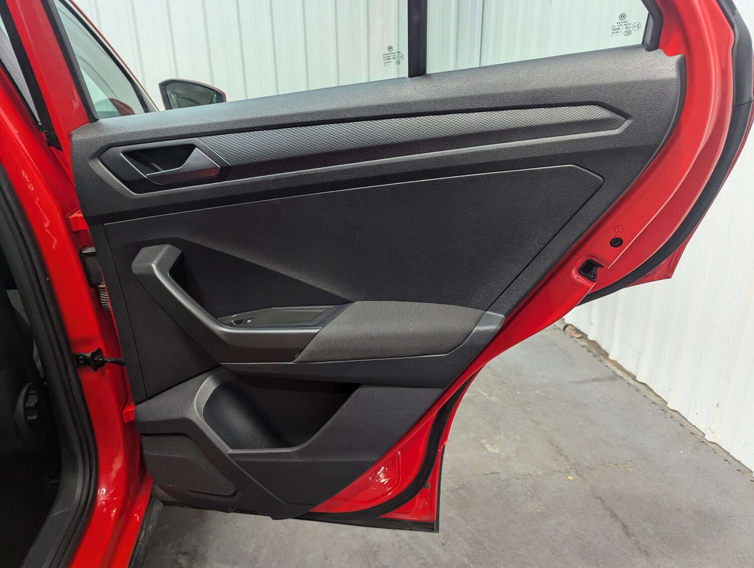 Used Volkswagen T-Roc 2018 for sale - 77200675: Photo 63