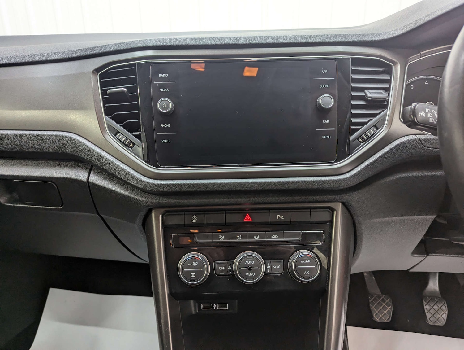 Used Volkswagen T-Roc 2018 for sale - 77200675: Photo 83