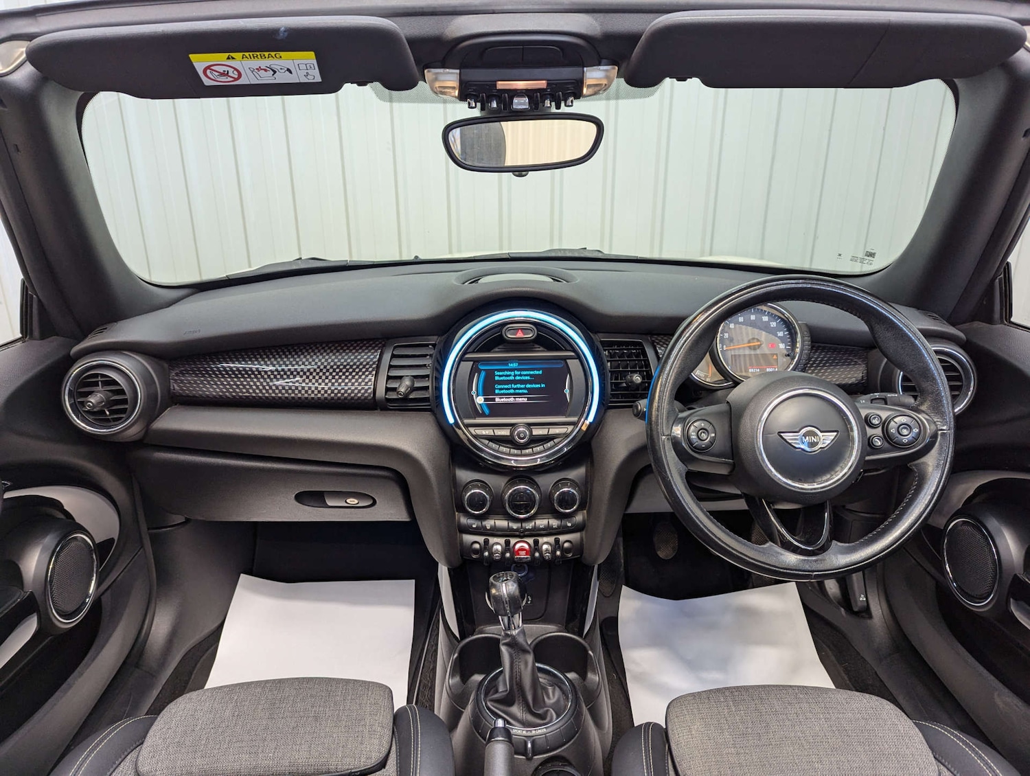 Used MINI Convertible 2016 for sale - 76600943: Photo 2