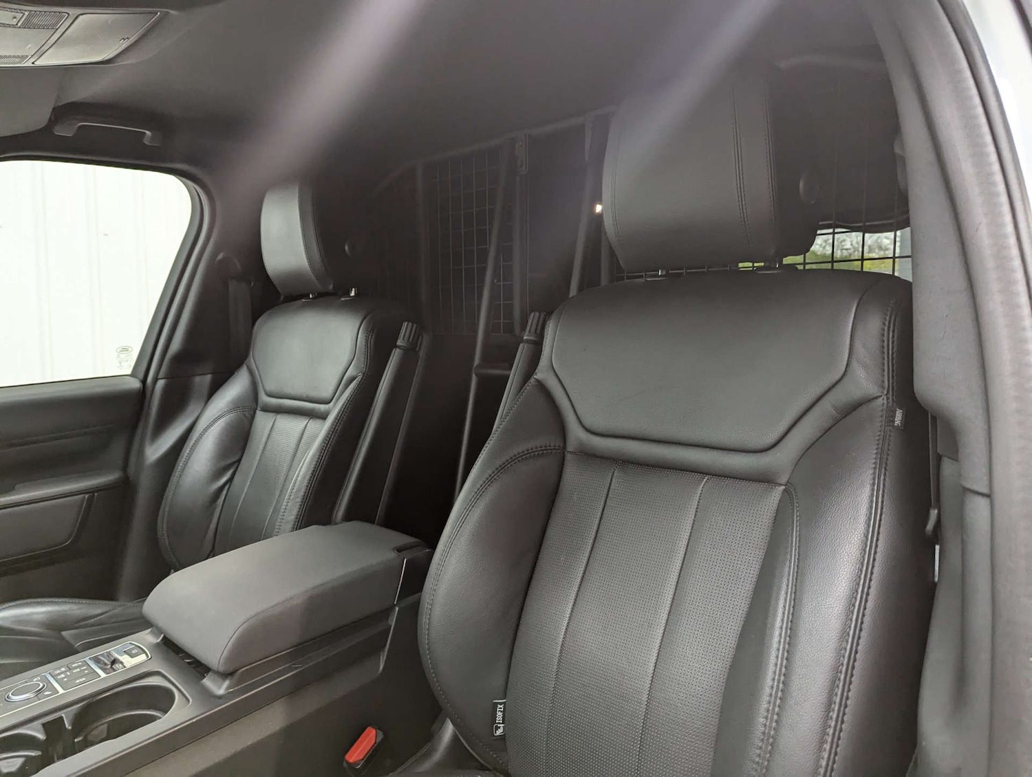 Used Land Rover Discovery 2018 for sale - 76830003: Photo 55