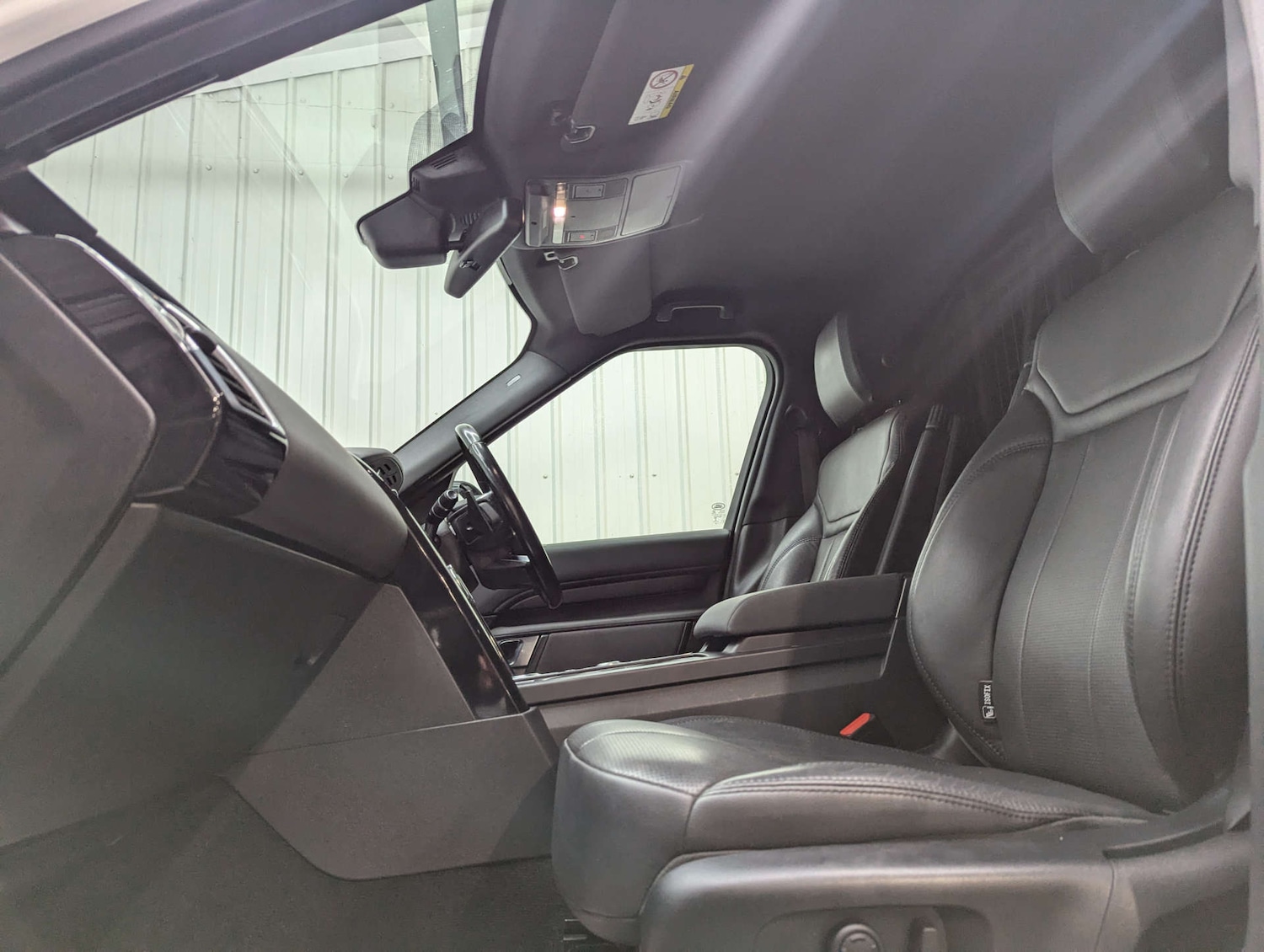 Used Land Rover Discovery 2018 for sale - 76830003: Photo 57