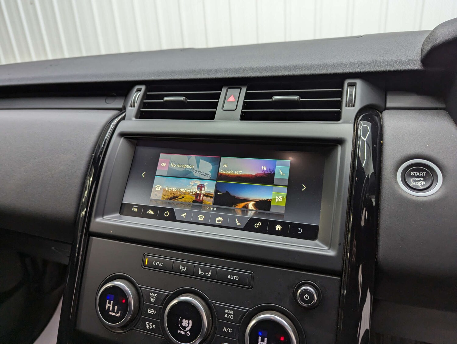 Used Land Rover Discovery 2018 for sale - 76830003: Photo 72