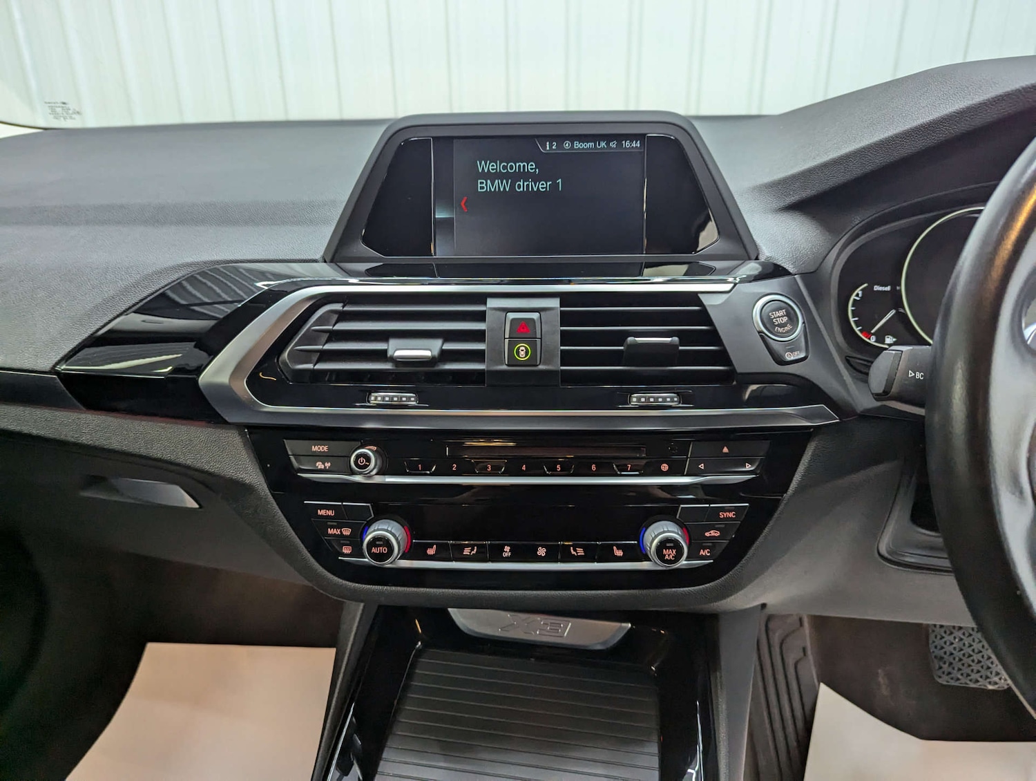 Vehicle 83