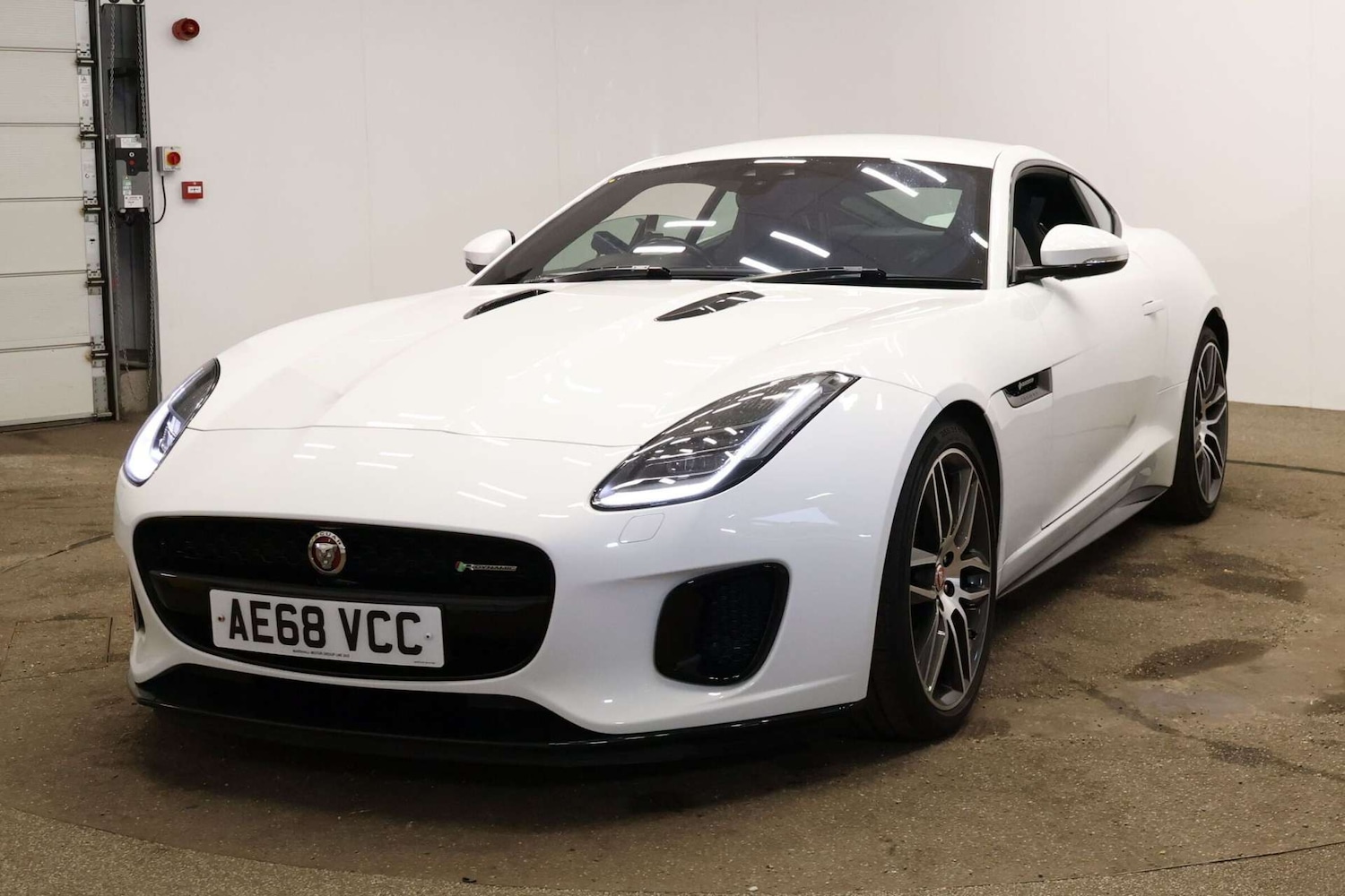 Used Jaguar F-Type 2018 for sale - 76339939: Photo 21