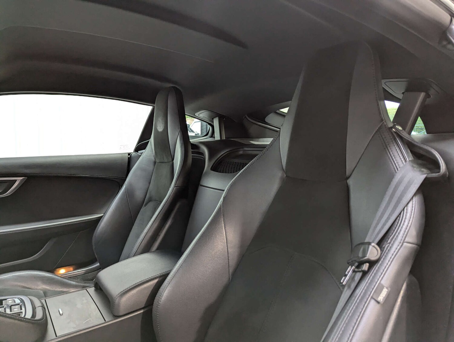 Used Jaguar F-Type 2018 for sale - 76339939: Photo 57