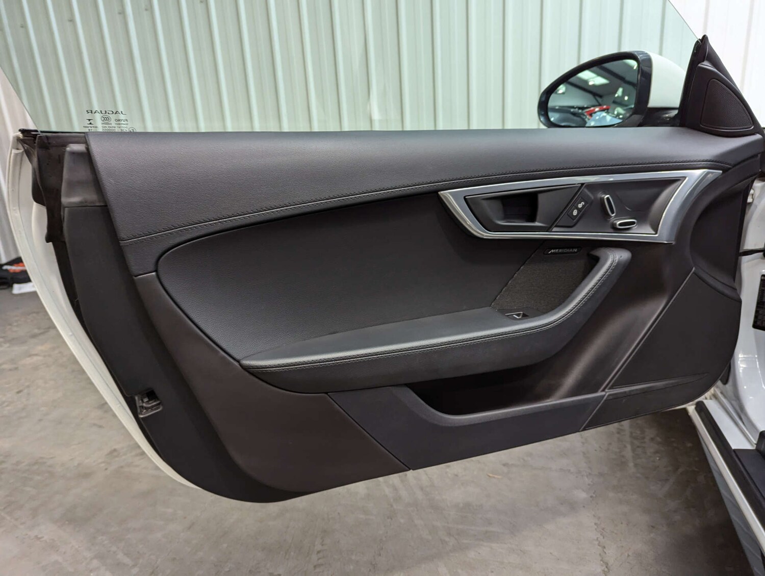 Used Jaguar F-Type 2018 for sale - 76339939: Photo 59