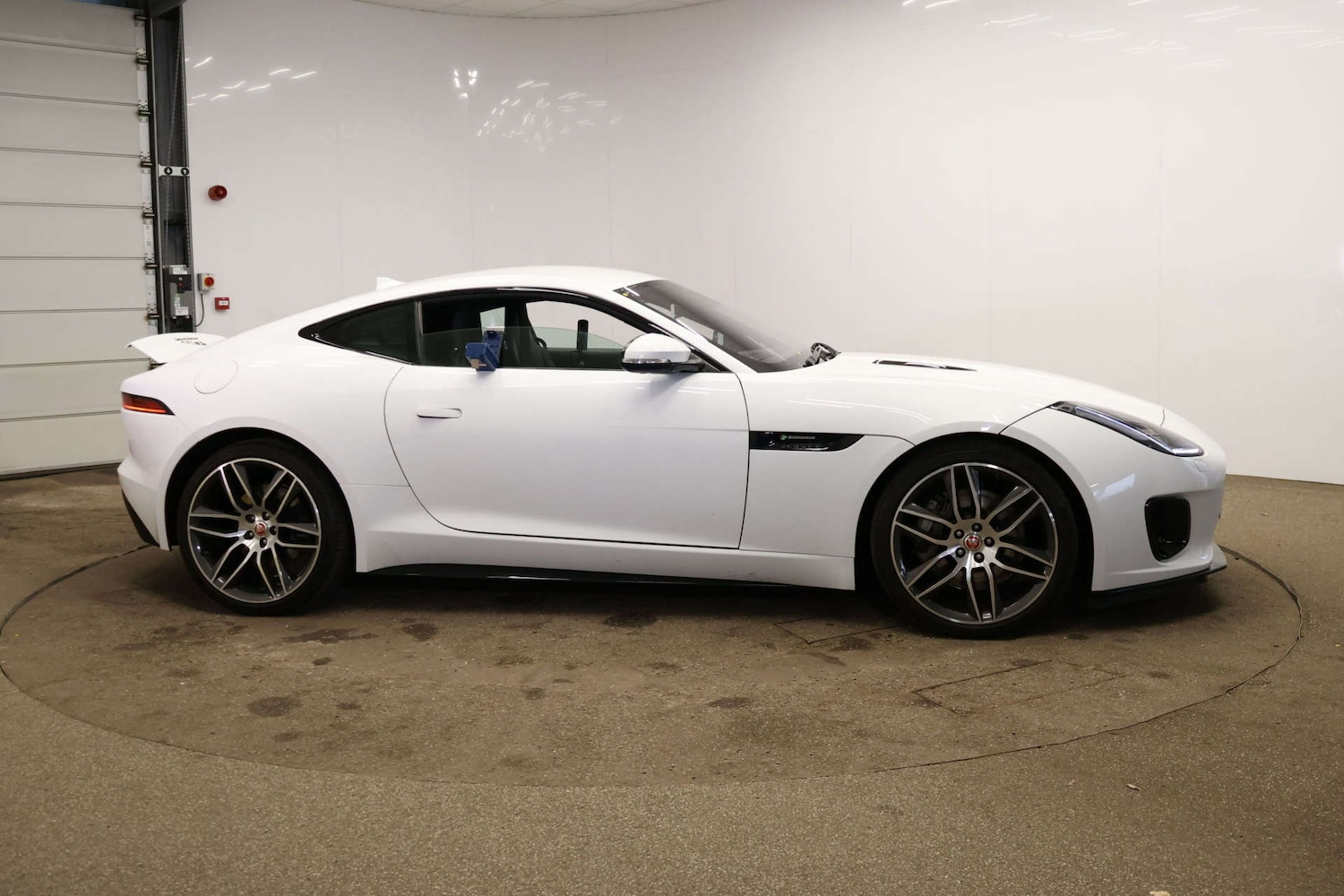 Used Jaguar F-Type 2018 for sale - 76339939: Photo 7