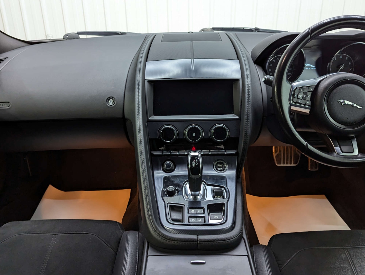 Used Jaguar F-Type 2018 for sale - 76339939: Photo 70