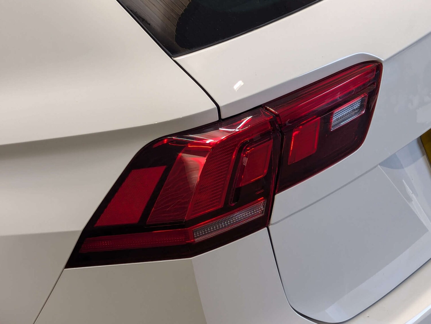 Used Volkswagen Tiguan 2020 for sale - 77583901: Photo 42